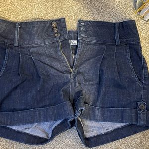 HUDSON dark blue denim jean shorts!!